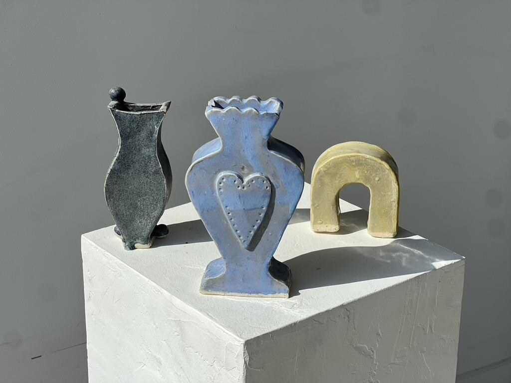 Bud Vase Pottery Class: Intro to Ceramics Workshop source image.